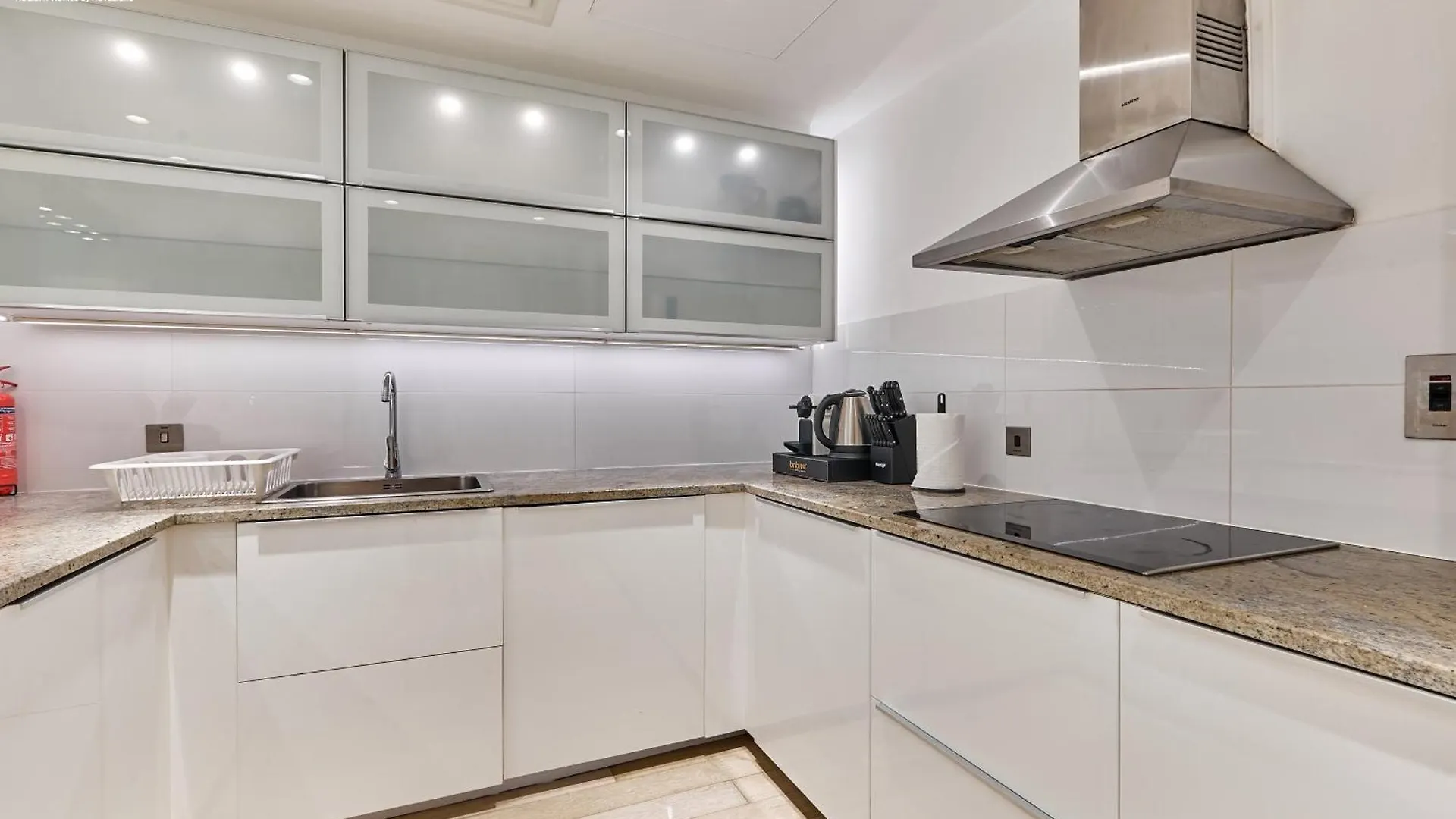 Bnbmehomes - High-End 2Br Apartment On Burj Khalifa Blvd Dubai 0*,