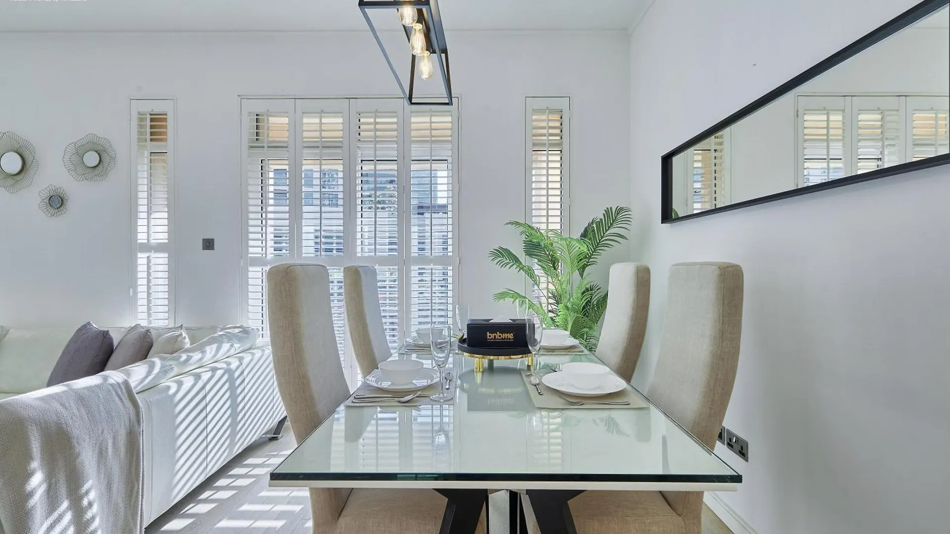 Bnbmehomes - High-End 2Br Apartment On Burj Khalifa Blvd Dubai 0*,  United Arab Emirates