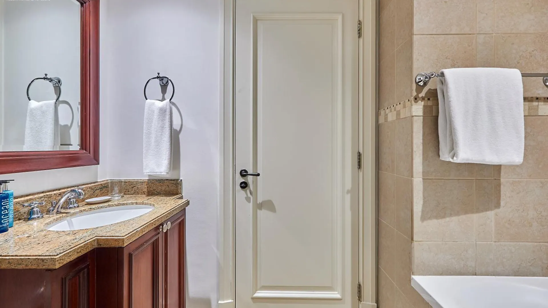 Bnbmehomes - High-End 2Br Apartment On Burj Khalifa Blvd Dubai 0*,