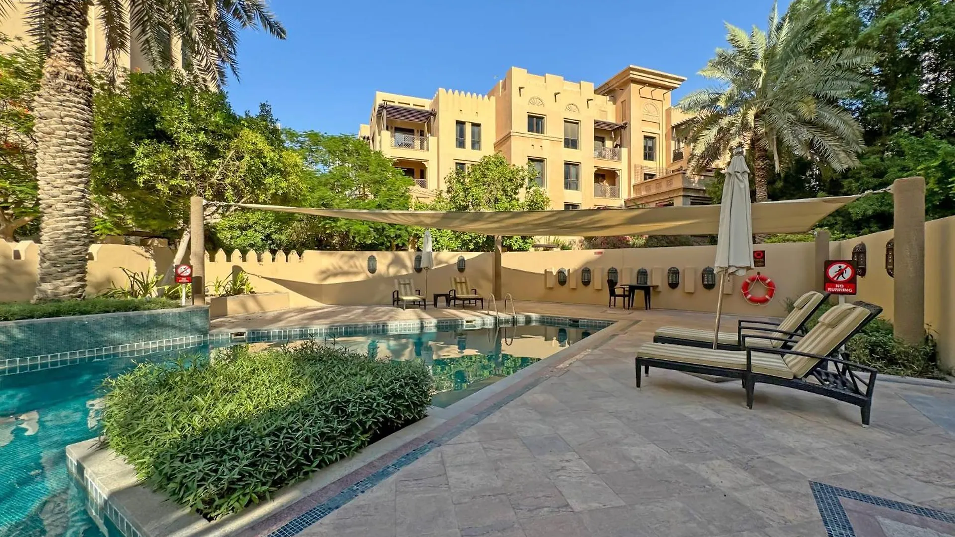 Bnbmehomes - High-End 2Br Apartment On Burj Khalifa Blvd Dubai 0*,  United Arab Emirates